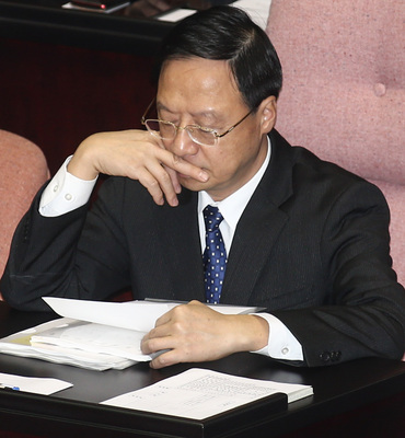 國民黨九合一慘敗，行政院稍早發出通知，晚間7點45分行政院長江宜樺將召開記者會，預料內閣將總辭負責。（圖，資料照片，中央社）