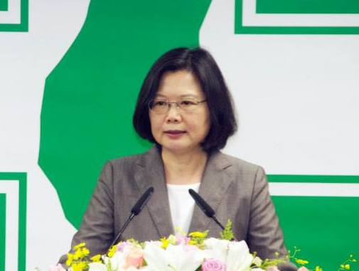 民進黨主席蔡英文今天（13日）出席台南市黨部主委等黨職幹部交接時表示，希望年底台南市選戰大勝，藉此奠定整體氣勢和整個黨的動力（民報資料照片，黃謙賢攝）