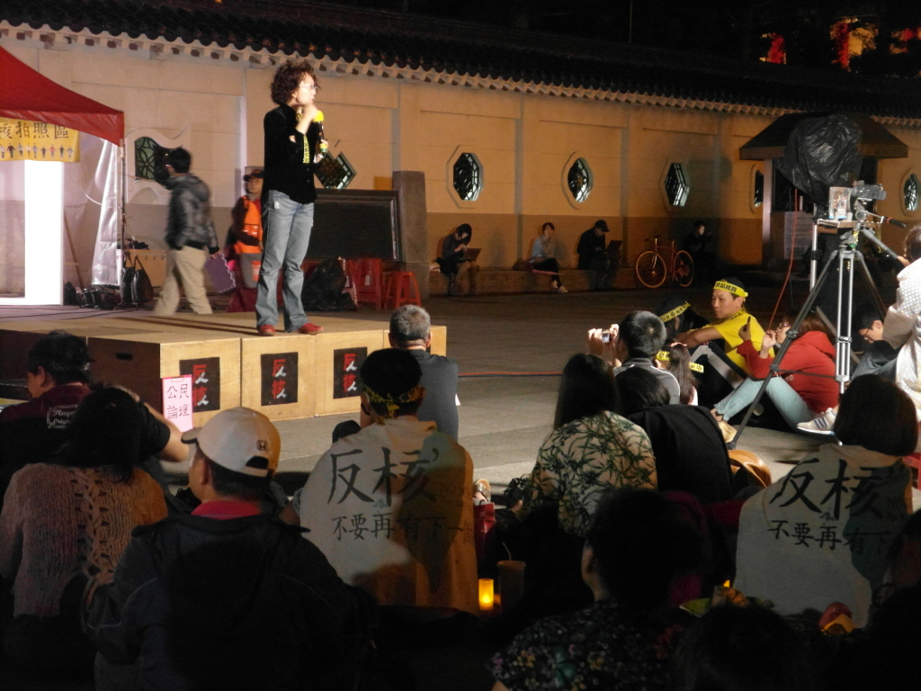 台大社會系副教授范雲在「不要核四、五六運動」59集上強調，林義雄期望感動的不是當權者，而是台灣這塊土地上的人民，能正視核能問題。(記者陳淑貞攝)