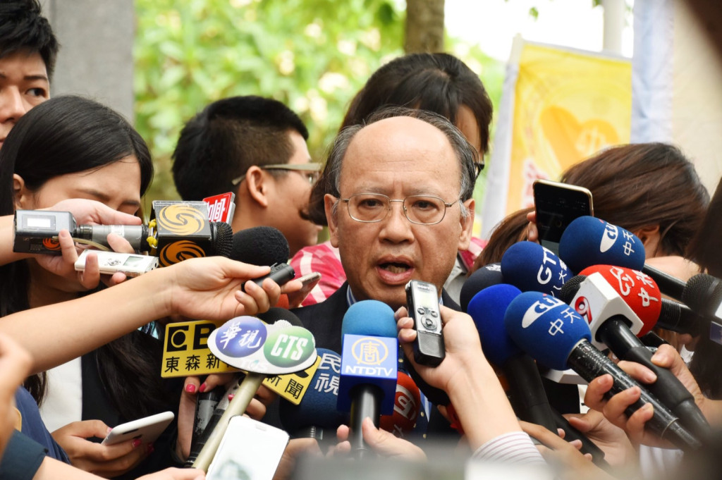 海基會代理董事長20日表示,中國觀光團火燒車事發第一時間,海基會就跟中國聯繫,過程順暢。圖/桃園市政府提供