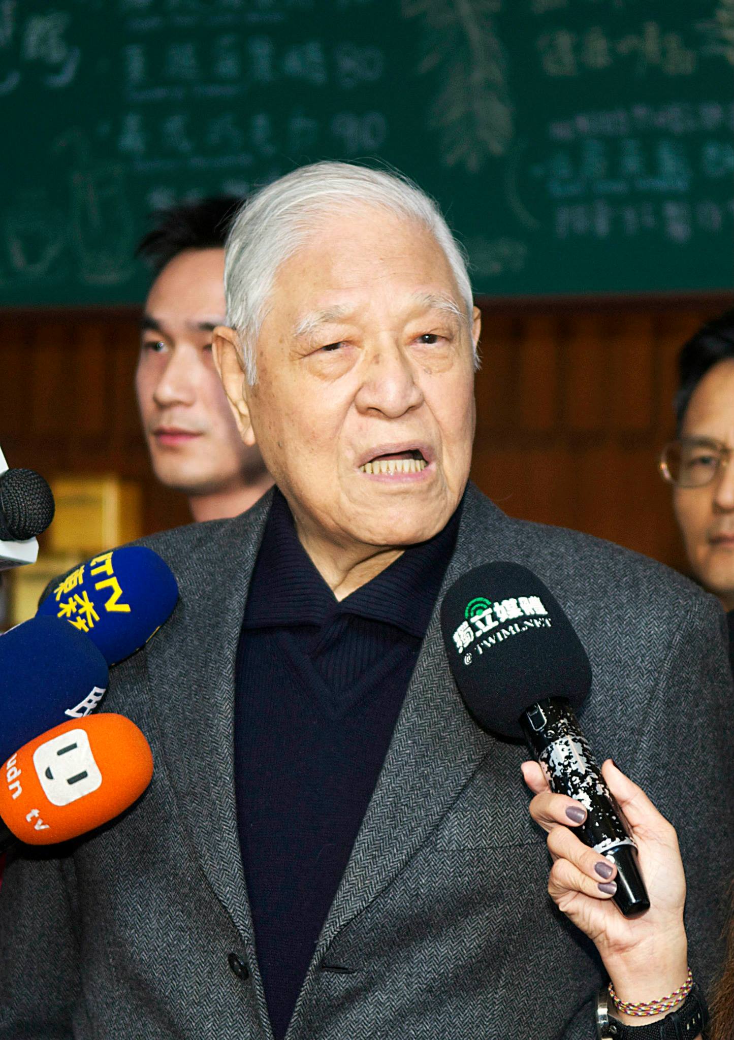 明天訪問日本6天，李登輝將前往國會議員會館演講，並前往岩沼市的千年「希望之丘」慰靈碑為311震災罹難者，獻花致意。（記者黃謙賢攝）（資料照片）