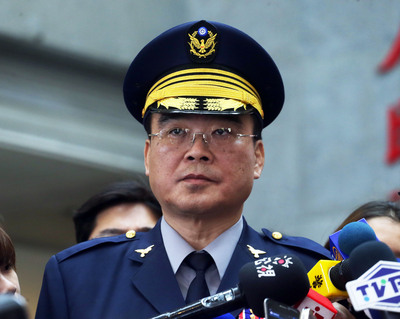 反課綱學生進入教育部，連同3名記者遭逮捕，引發外界批評戕害新聞自由，北市府今召開調查會議，媒體代表質疑，警察局長是受調查對象，不應擔任小組成員，北市府承諾市警局退出。（中央社資料照20150729）