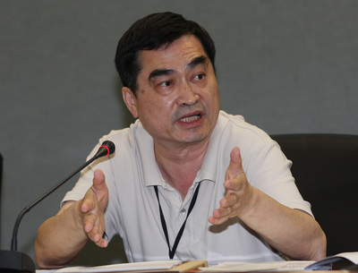 台北市廉委會今召開大會，副召集人鄧家基宣布，五大案中僅雙子星一案不移送。（中央社20150610）