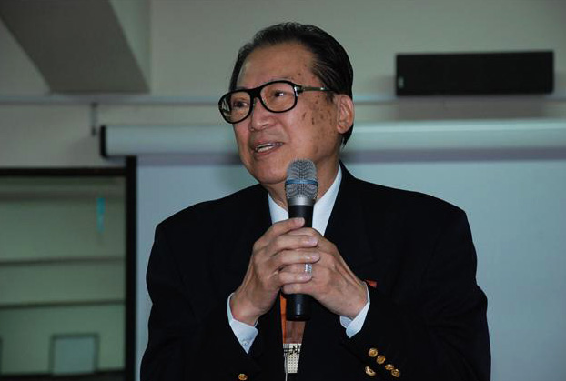 台灣國寶級音樂家蕭泰然教授(見圖，台師大音樂系提供)24日辭世，文化部長洪孟啟表示惋惜，已啟動褒揚行政作業，並將由國台交舉辦紀念音樂會。