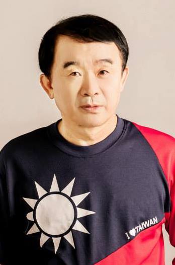 親民黨籍台中市議員段緯宇槓上社工人員，還與網友公開嗆聲。衛福部今發出新聞稿，呼籲各界尊重社工專業，以和平理性方式溝通。（翻攝自段緯宇臉書）20160525