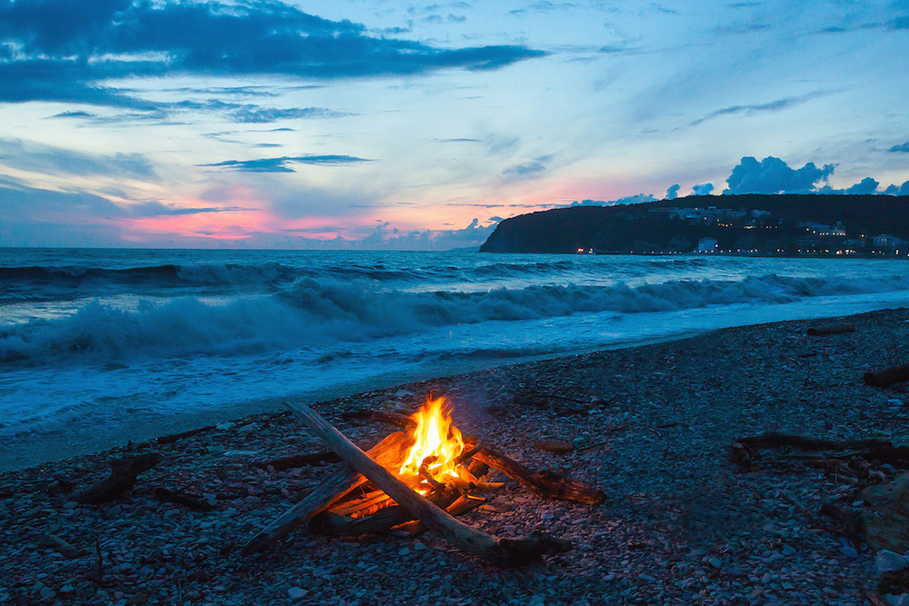 聲音彷彿一個符號,代表著某個時間、某個地點,許多聲音獨一無二,聽了聲音彷彿便能看到那個地點的景象。圖/《科學月刊》提供