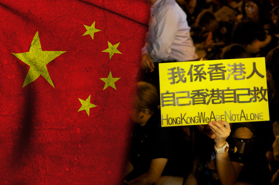 雖然路漫漫而修遠，但是歷史潮流浩蕩，香港人始終懷著快樂和希望，料將持之以恆，為民主普選抗爭到底。（黃謙賢攝，民報合成）