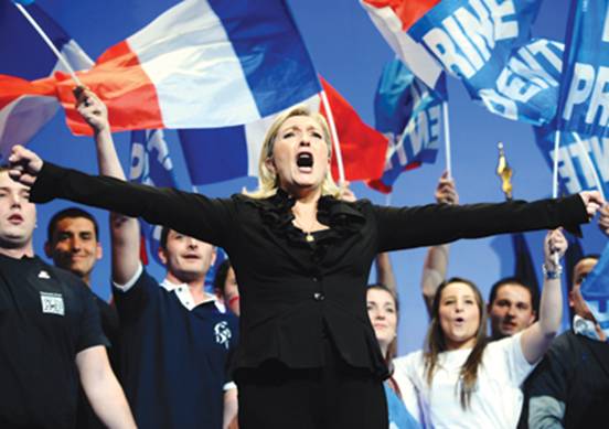 法國由馬琳· 勒龐（Marine Le Pen）領導的民族陣線 FN (Front National)，所代表的極右派崛起，法國總理瓦爾斯則以「政治大地震」來形容這次右派的崛起。