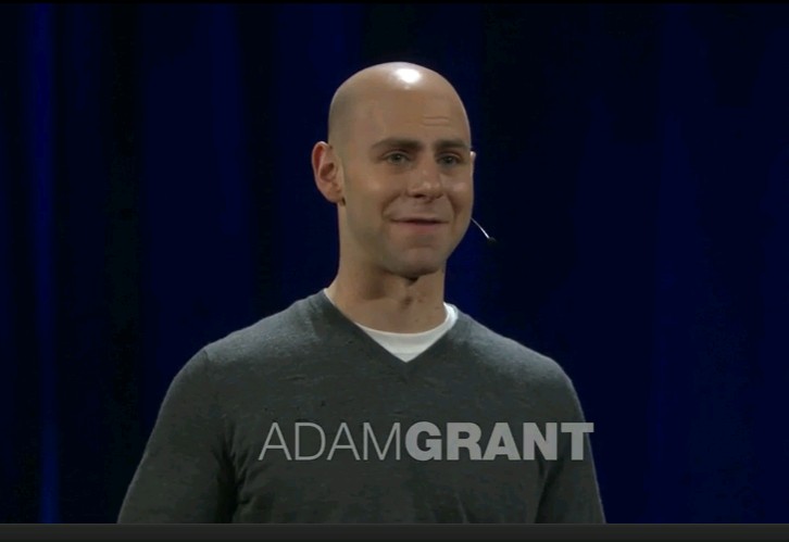 亞當•格蘭特（Adam Grant）2016年2月於TED會議發表演說（網路影像截圖）