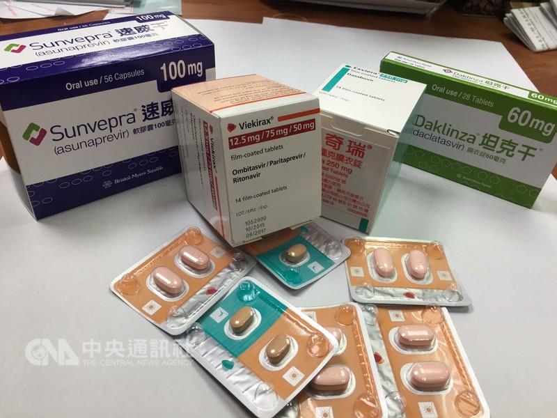 健保會今宣布C肝新藥明年確定納健保，至於將如醫界所望由健保「其他部門」支應，還是付費者代表建議由醫院總額支付，將由衛福部長林奏延裁示。（圖/中央社）