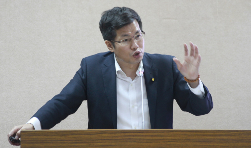 民進黨立委羅致政轉述，葉望輝與總統談話，葉表示，其實川普是個很溫暖的人，和媒體呈現形象不一樣。圖／何豪毅攝（資料照片）