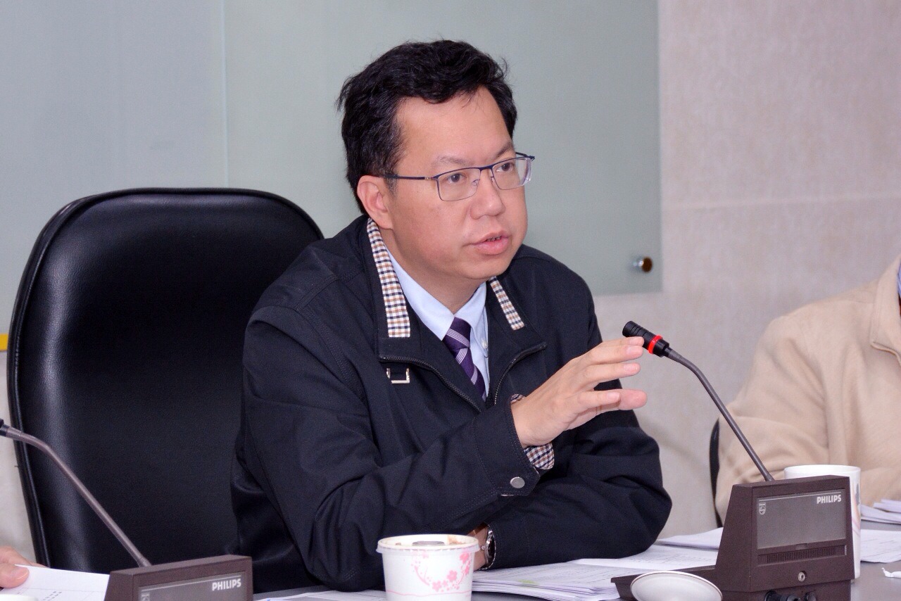 桃園市長鄭文燦在今（11）日市政會議時表示，高雄氣爆事件發生後，地下油氣管線引起社會很大關注，為保障市民安全，市府將制定「油料管線管理自治條例」。（資料照片，桃市府提供）