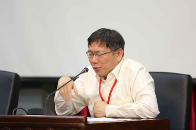 台北市內湖區日前爆發山老鼠案以及內湖分局縱放嫌犯，台北市長柯文哲（圖）20日表示此事太「無法無天」。（中央社資料照片）