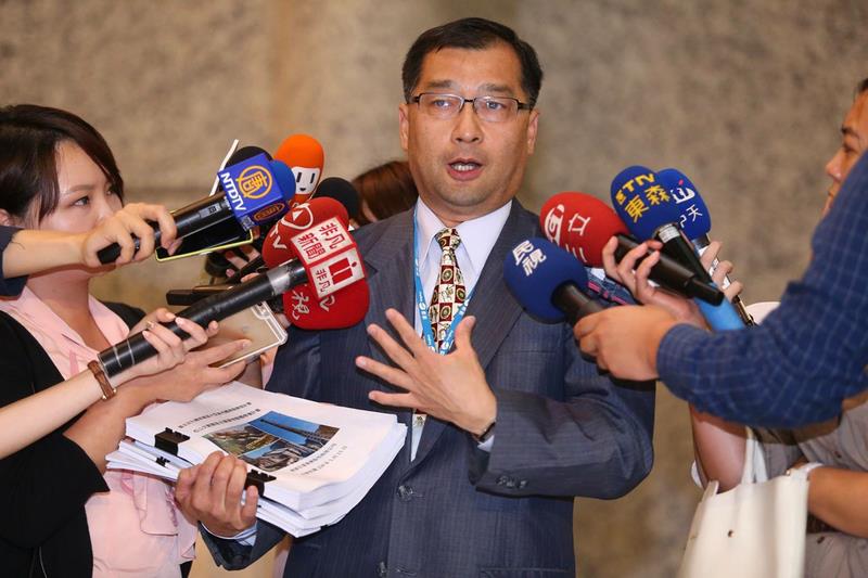 忍無可忍!遠雄副總經理蔡宗易今(20)日表示,已準備好所有資料及證據,最快下週就會正式對台北市長柯文哲及市府團隊提告。(中央社資料照)