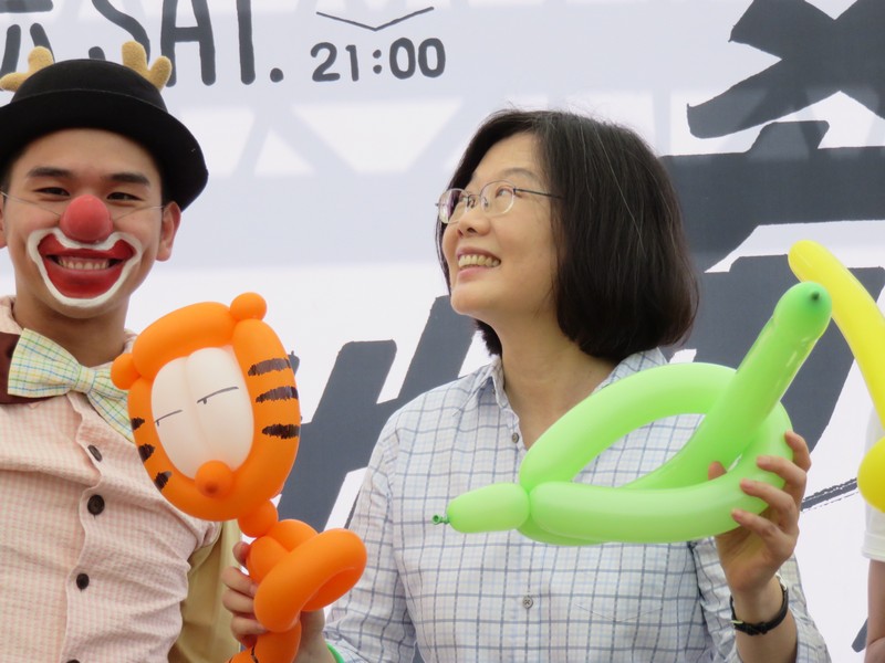 綠民調蔡英文大贏洪秀柱，蔡英文：選戰還有6個月，變數仍大。（朱蒲青攝）（資料照片）