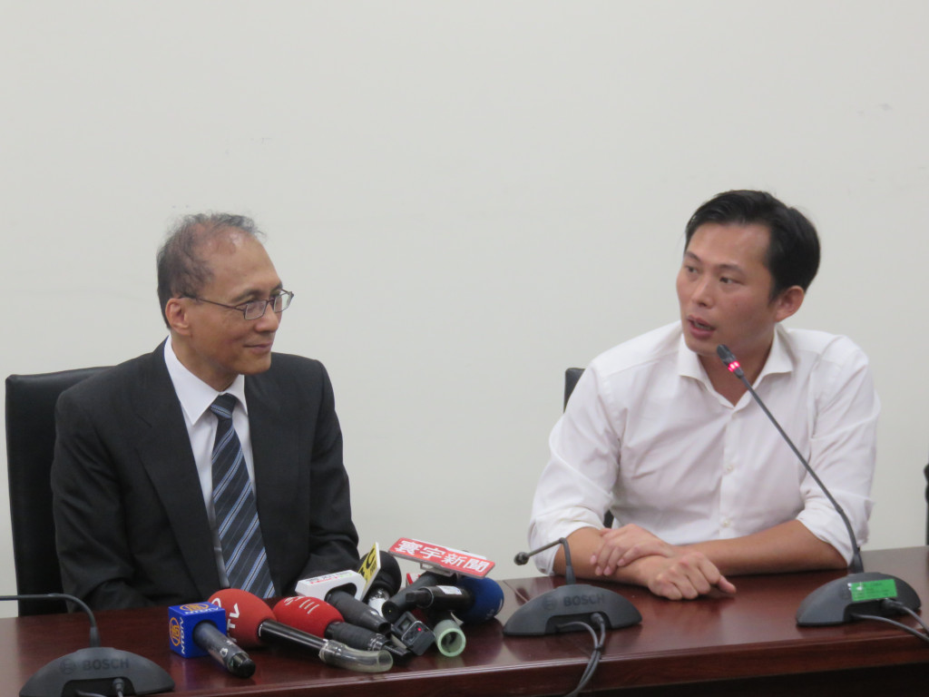 時代力量「戰神」立委黃國昌，31日首度質詢行政院長林全，新國會、新政府會擦出什麼火花，備受關注。。（資料照，記者唐詩攝影）