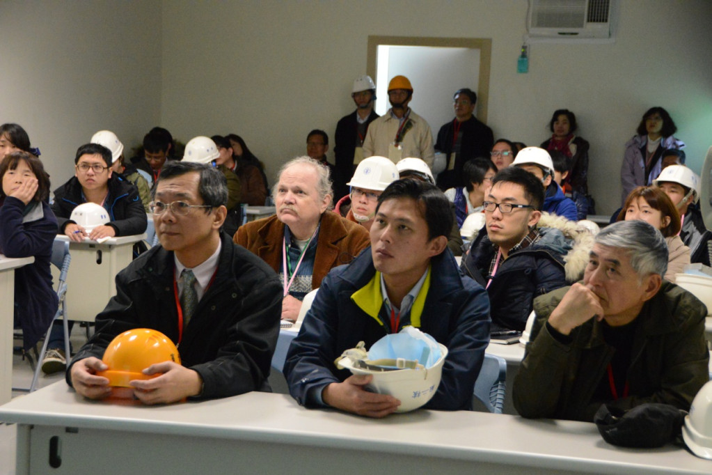 時代力量主席黃國昌等人視察核一、核二廠，希望相關單位及早為核電廠除役做好準備。（時力提供）